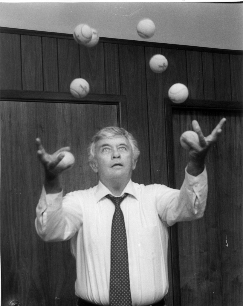 picture of Jim juggling balls